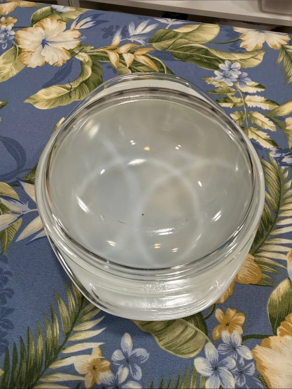 Pyrex White Milk Glass Baking Dish Lid 022         1 Liter